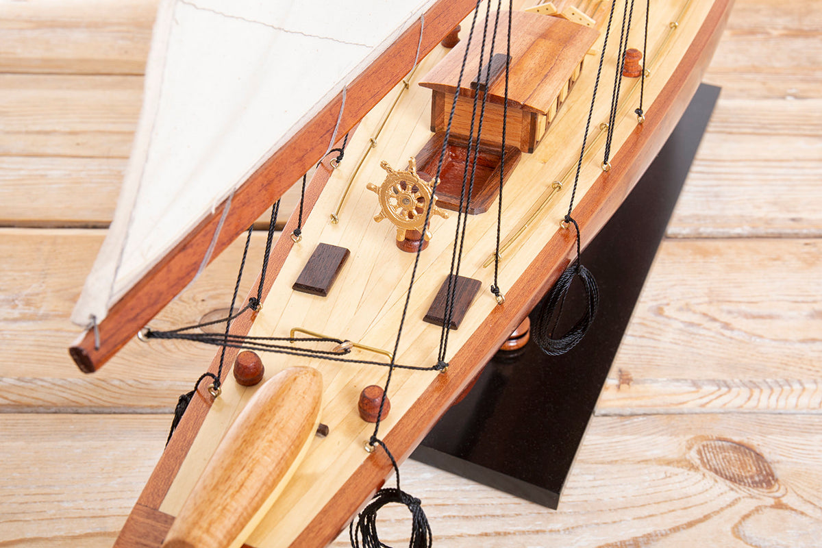 Holz Segelyacht Shamrock