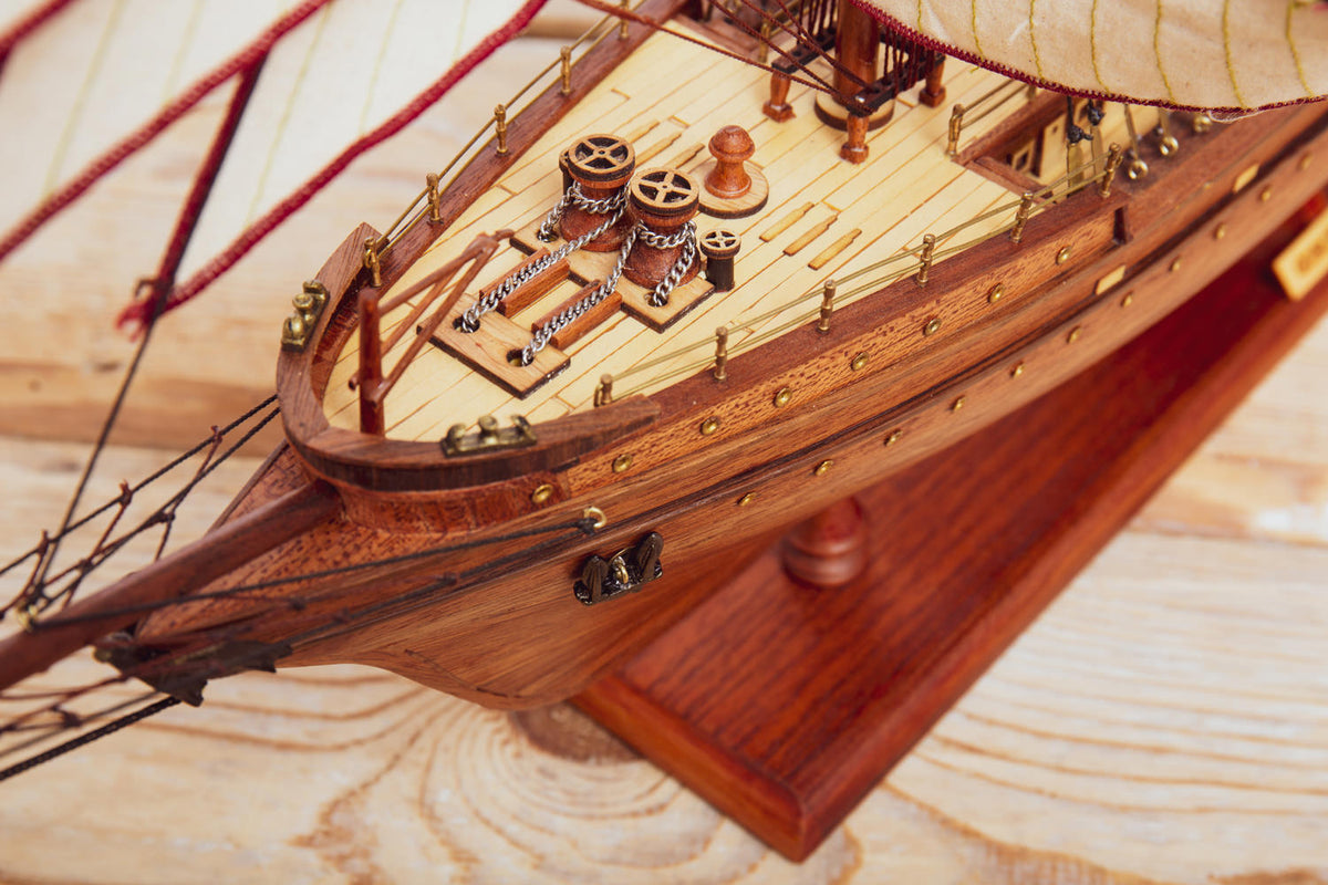 Modell Gorch Fock II natur