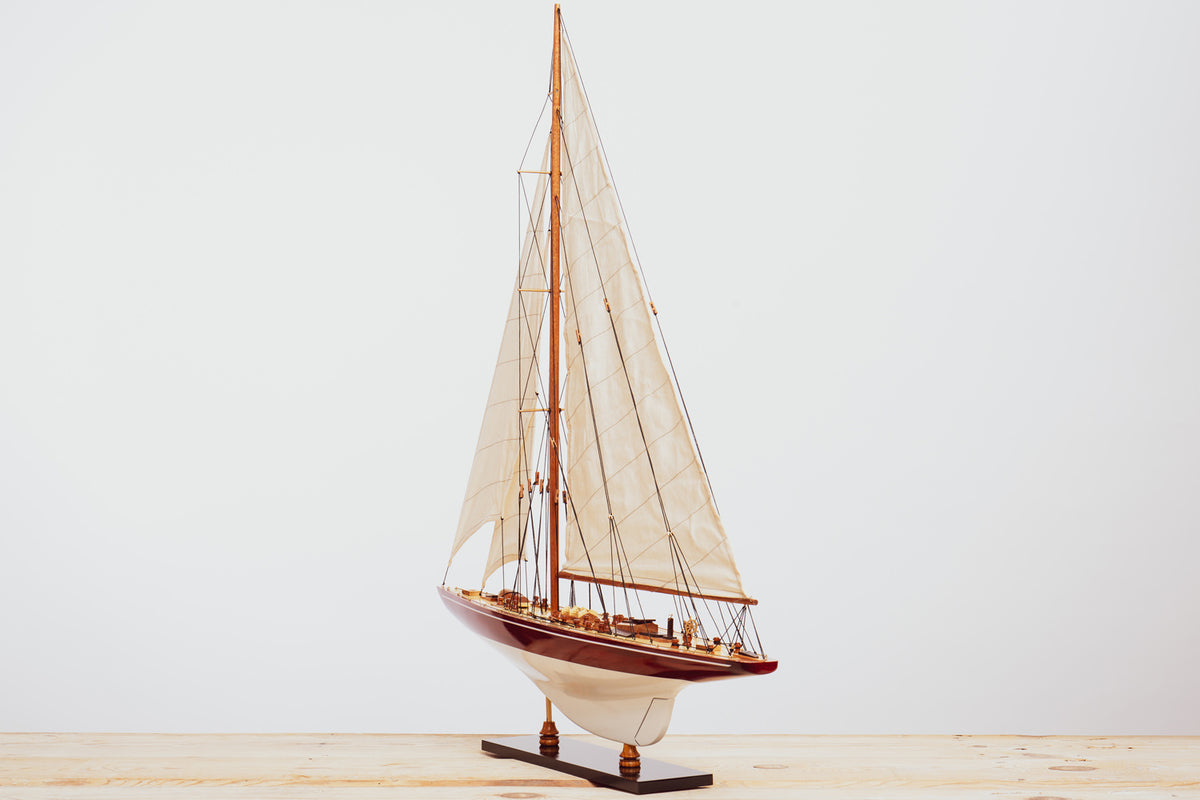 Endeavour Segelyacht