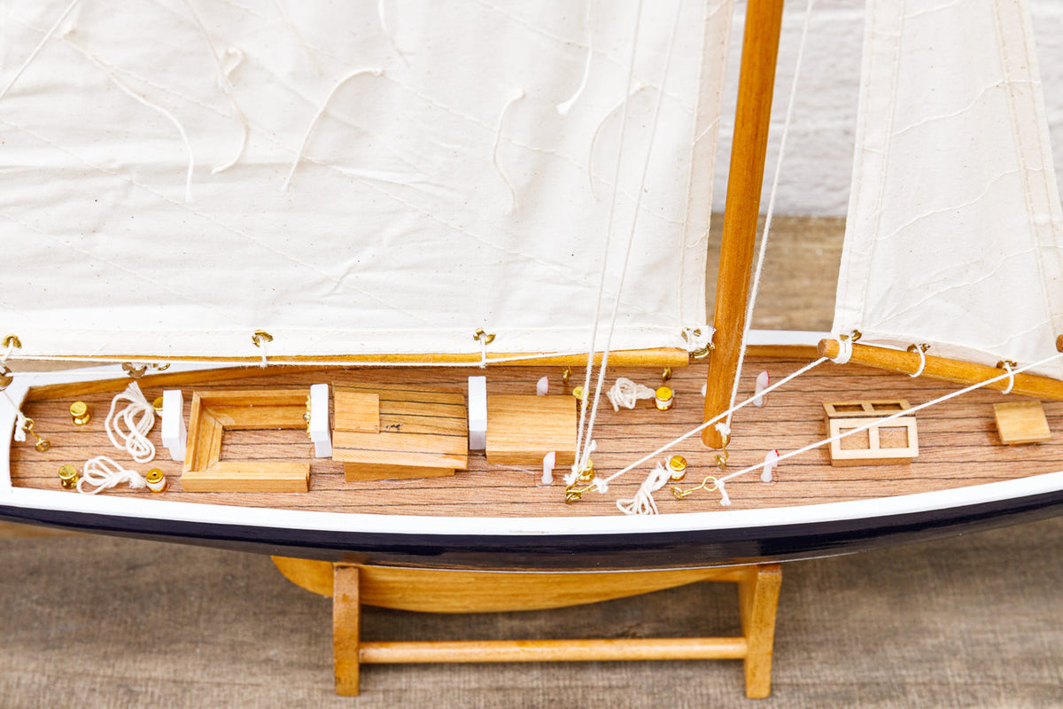 Modell Segelschiff, Segelyacht Holz Dekoration