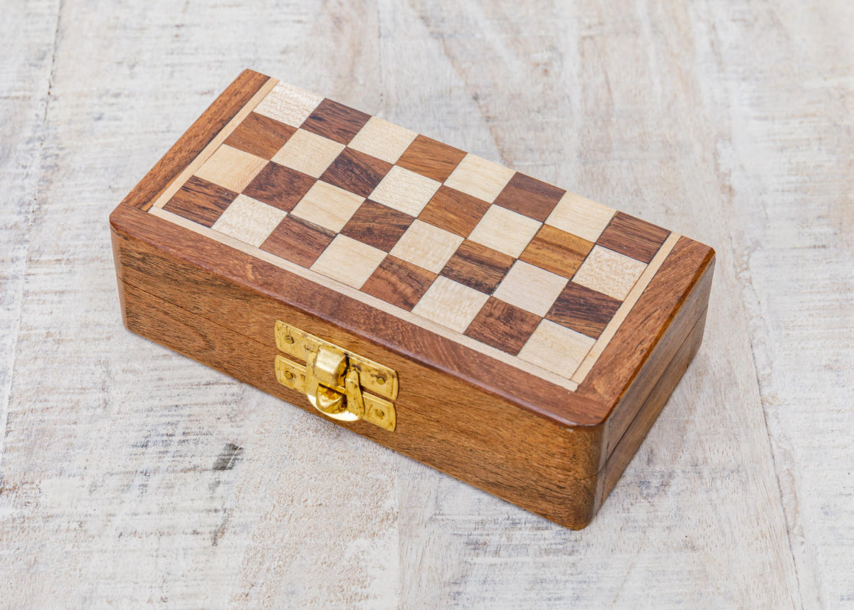 Schachspiel in der Faltbox