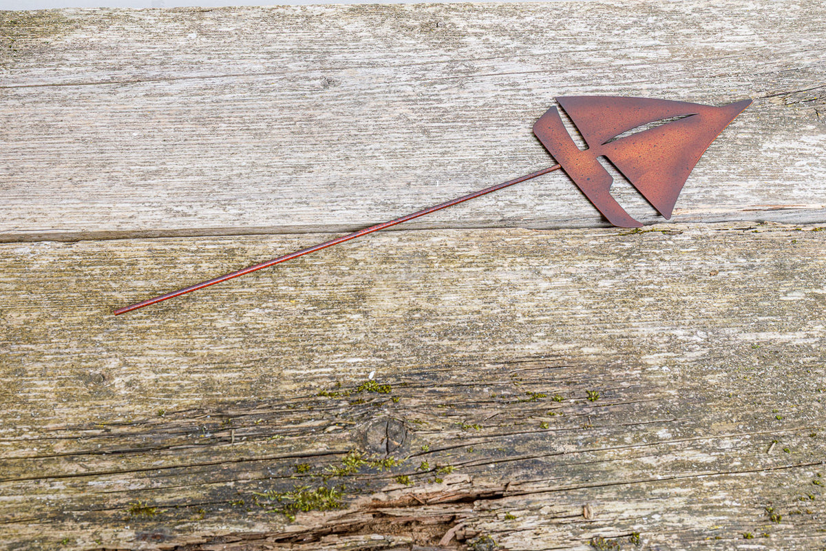 Gartenstecker Metall Segelboot