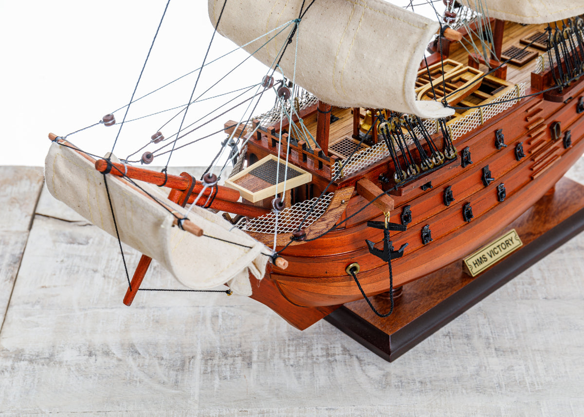 Modellschiff HMS Victory klein