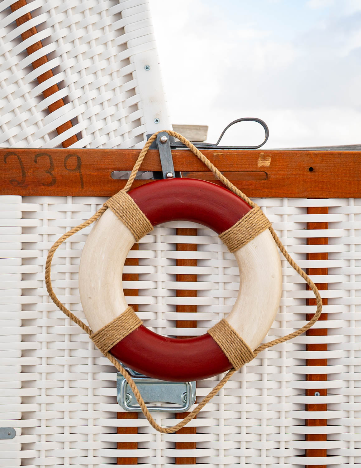 Vintage Rettungsring rot creme 36cm