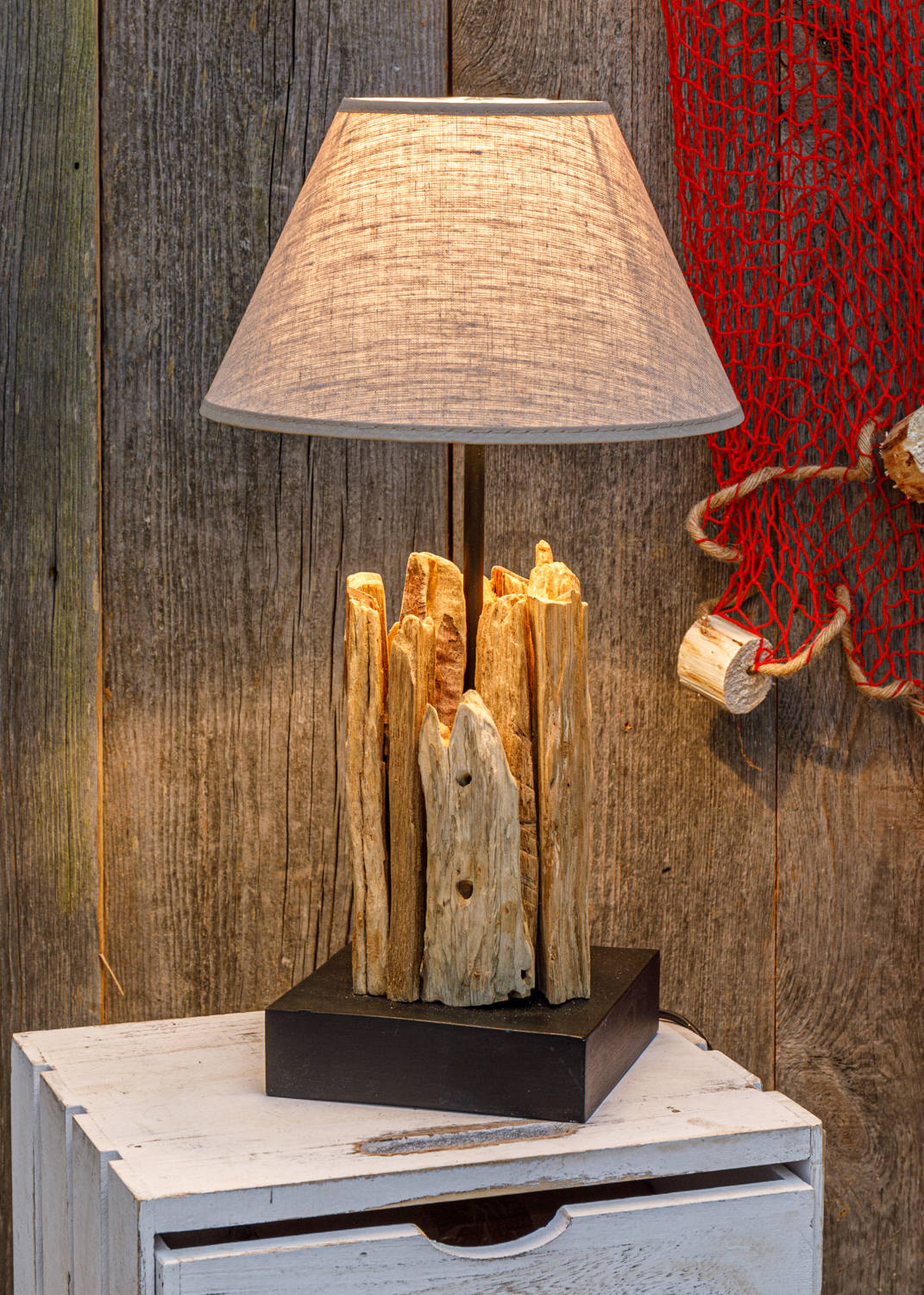 Tischlampe aus Wurzelholz